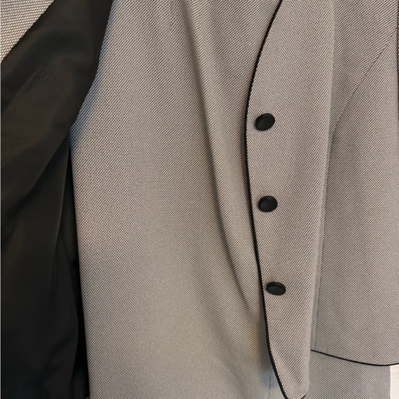 2pc skirt suit - Picture 3 of 4